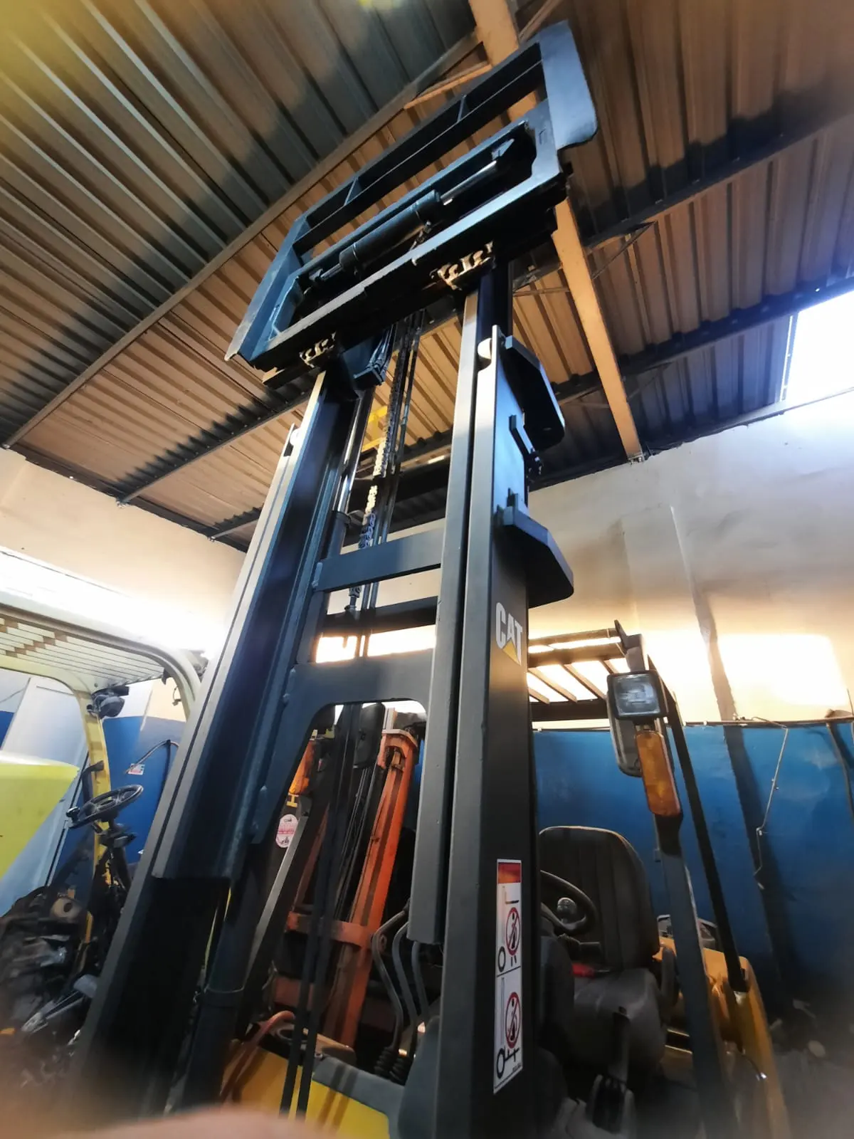Mitsubishi Forklift 2.5 Ton 2005
