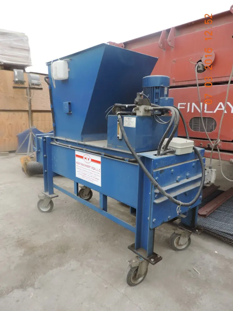 Hydraulic bale pressing machine - 4
