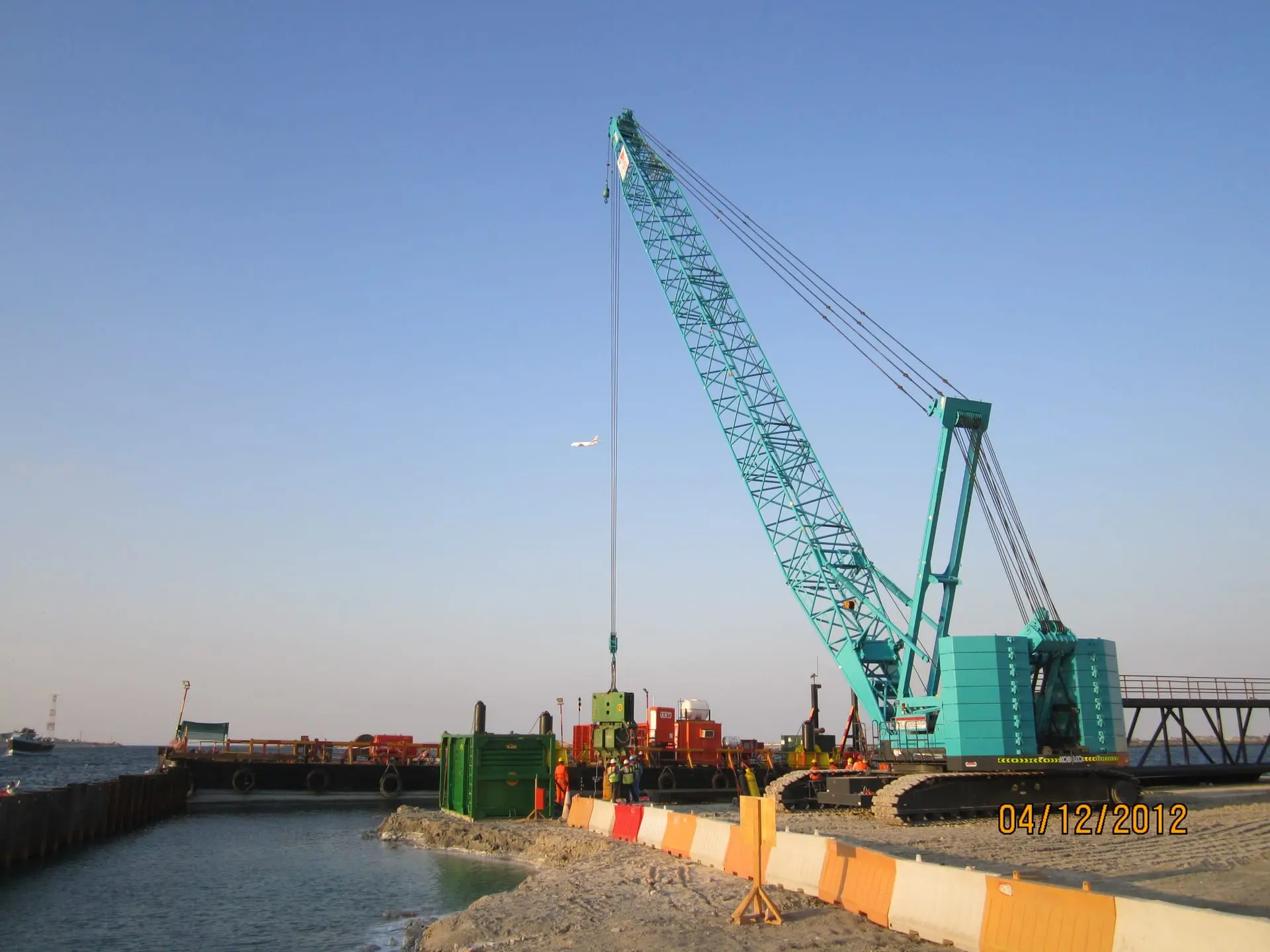 Kobelco CKE 2500 G (250 TON) CRAWLER CRANE RENTAL - 2