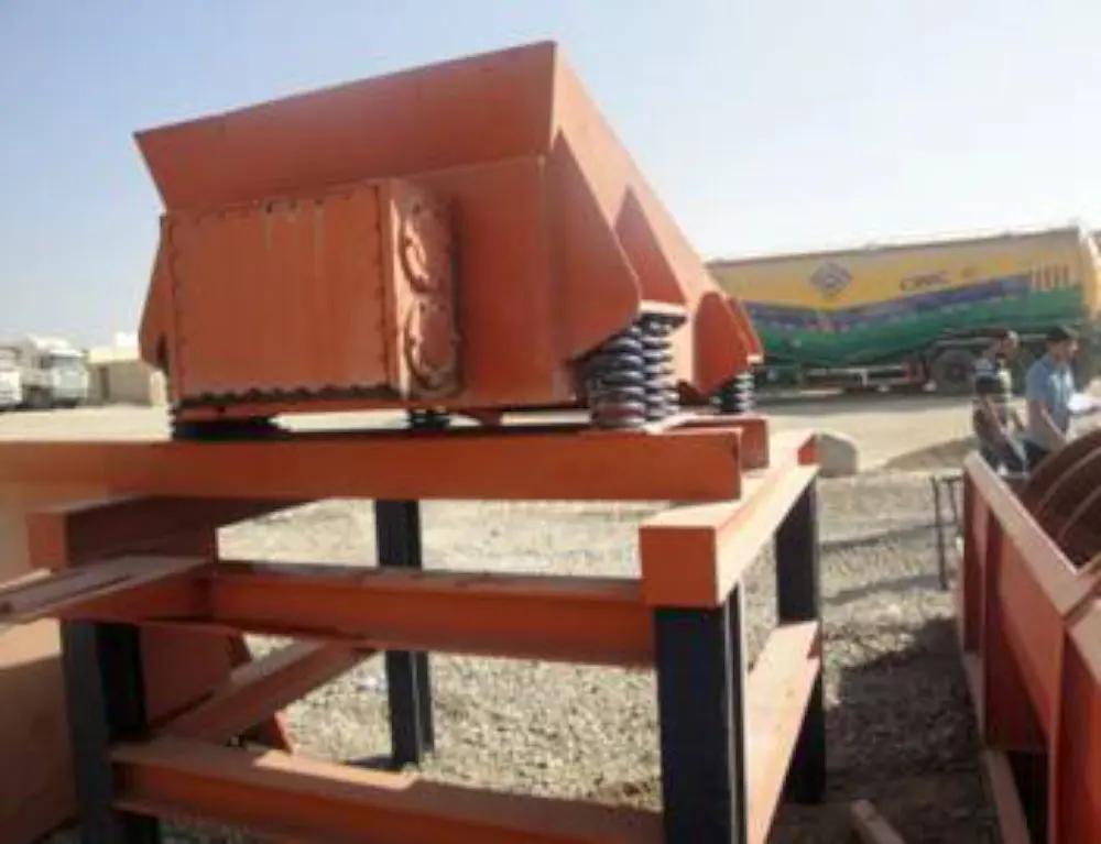 Vibrating feeder vag-mcm 250v - 2