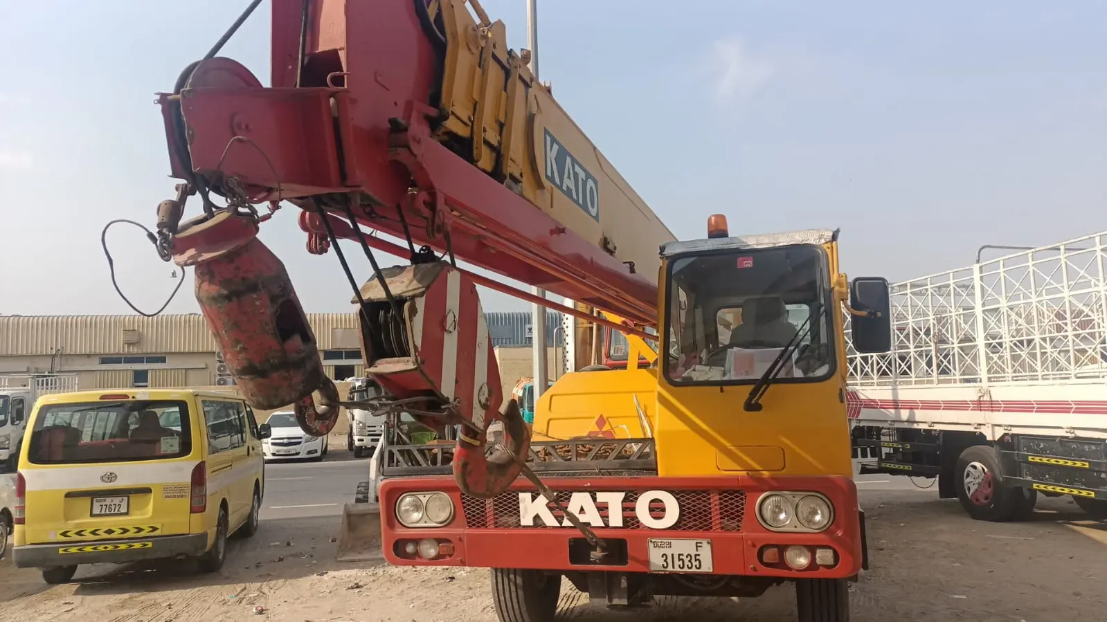 25 TON CRANE AVAILABLE ON RENT - 4