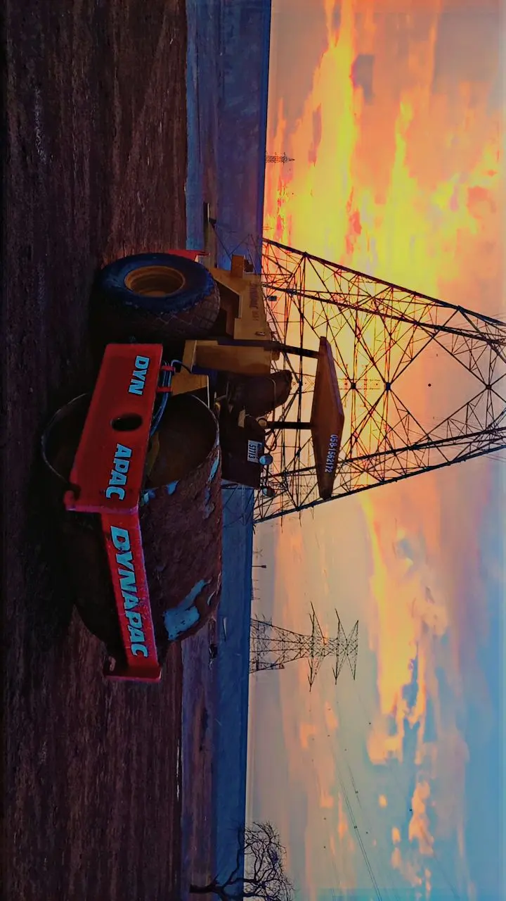 Road roller compactor 