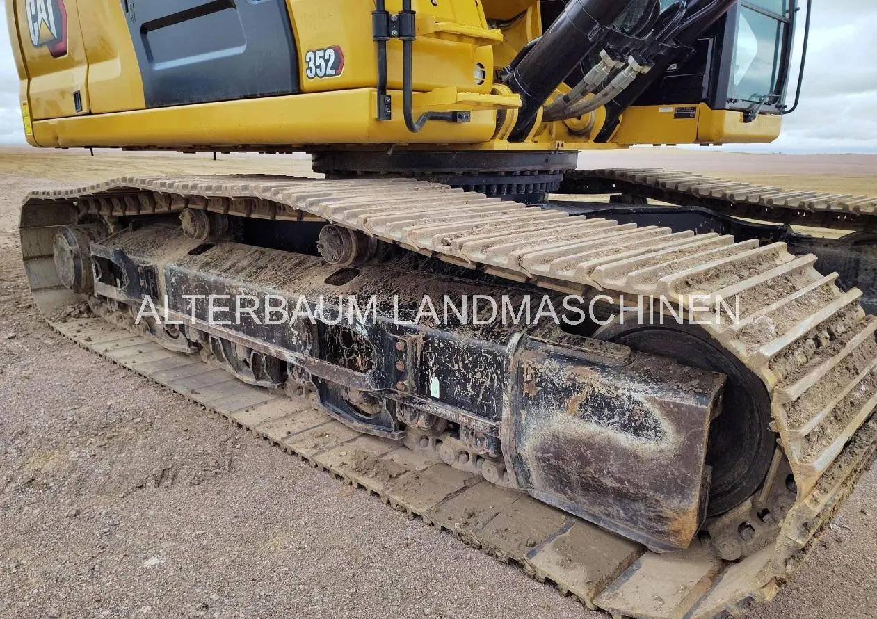 2023 Caterpillar 352 - 6