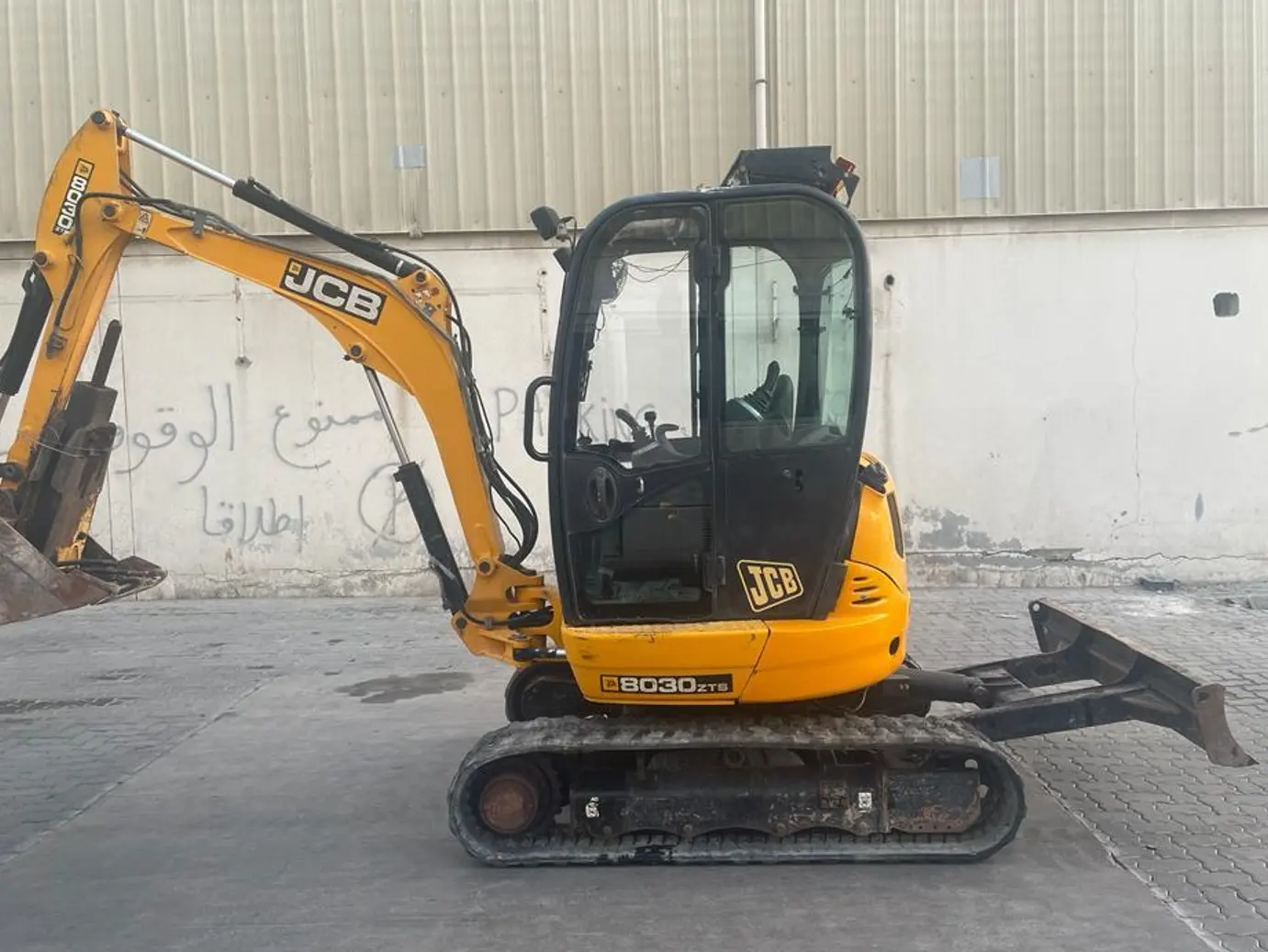 JCB mini Excavator - 4