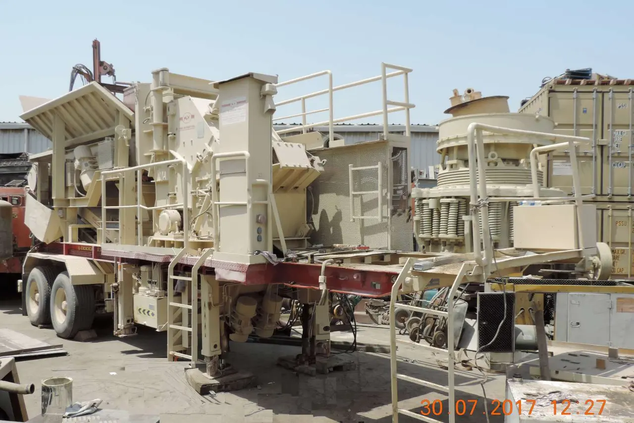 Mobile impact crusher on tyre bohringer