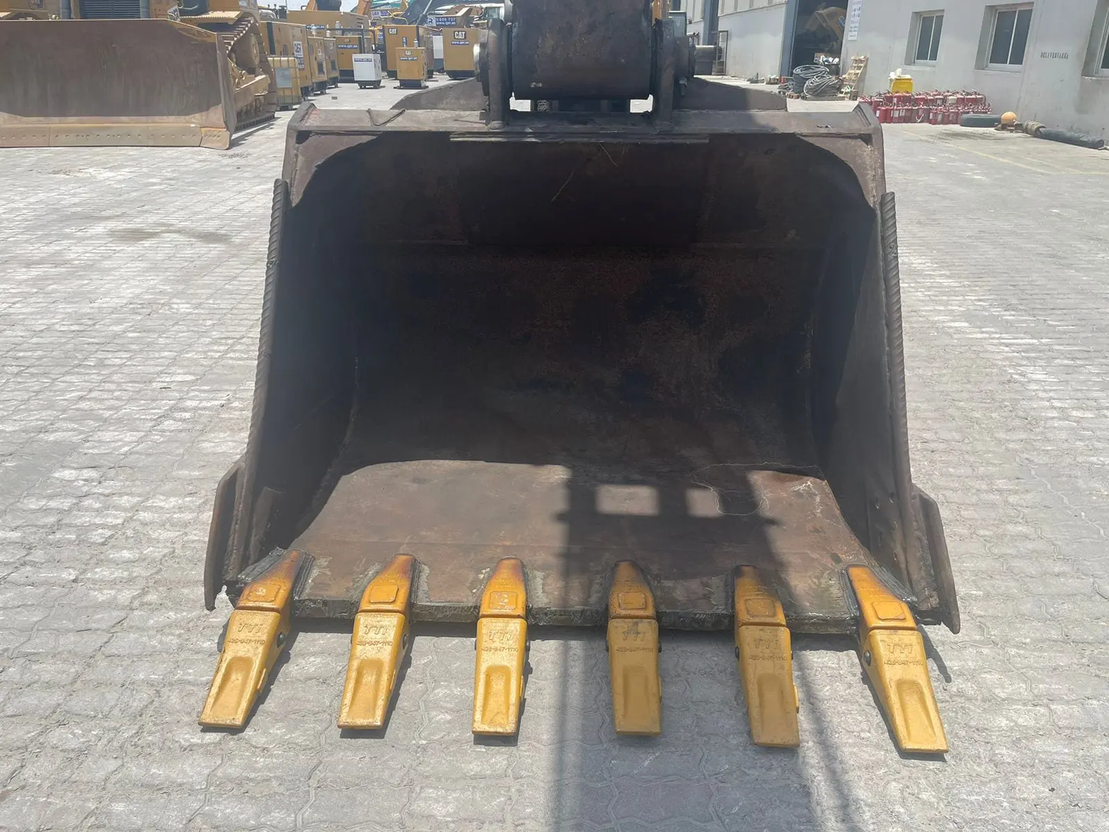 VOLVO EC480DL - 48TONS HYDRAULIC EXCAVATOR - 2