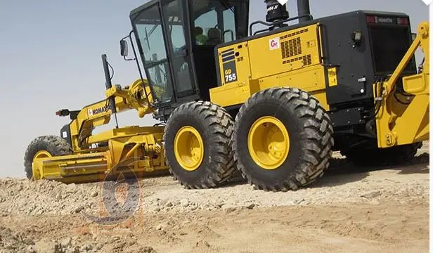 Grader KOMATSU GD755