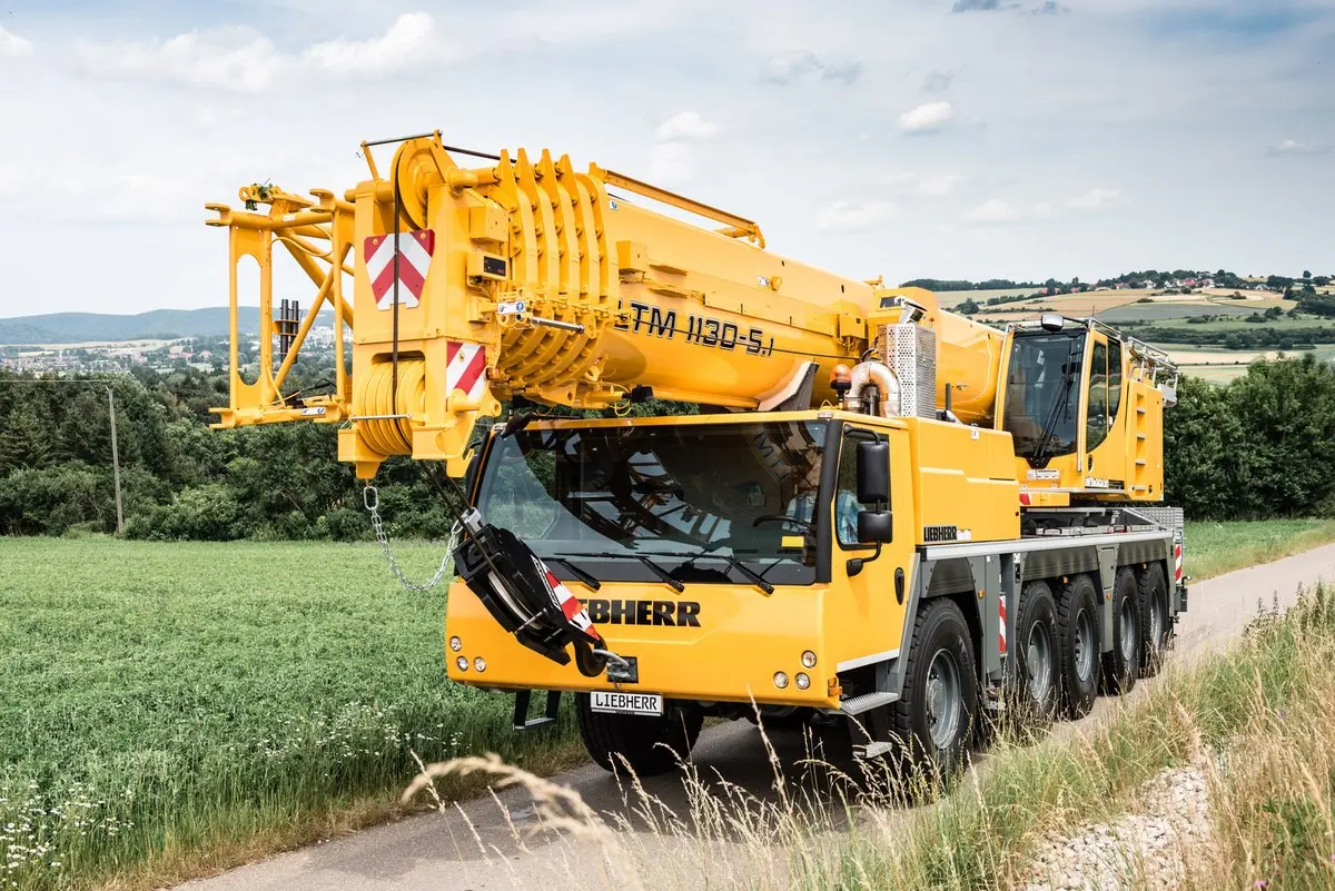 LIEBHERR LTM 1130-5.1 130 Ton Mobile crane
