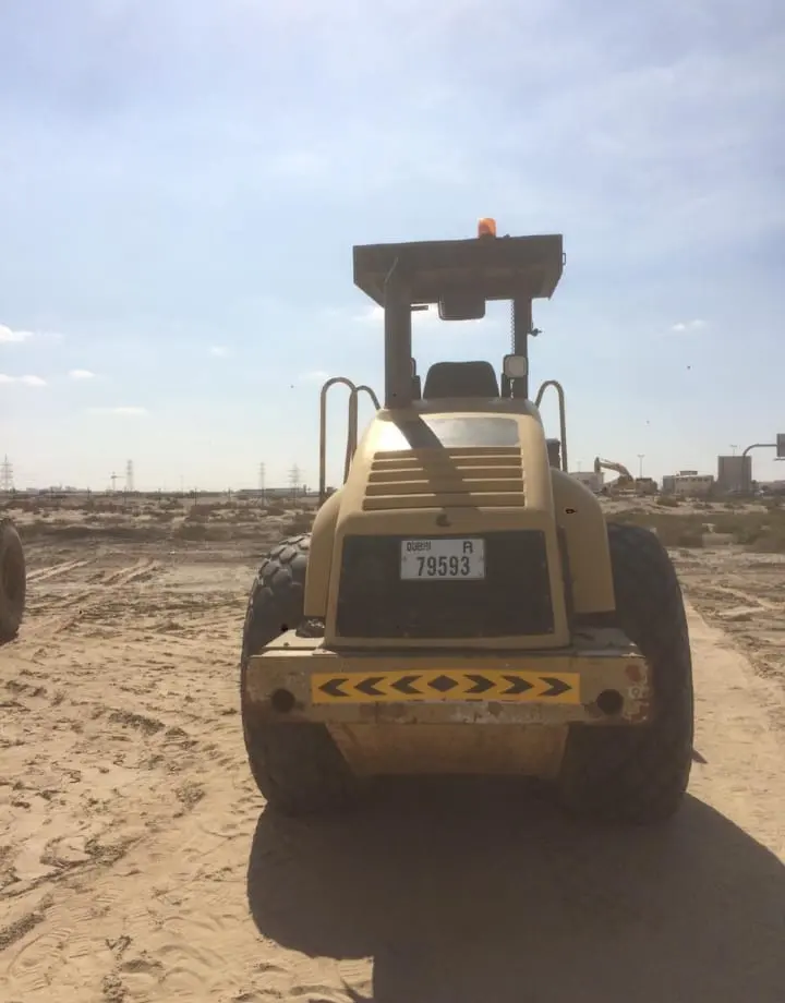 10 TON ROLLER AVAILABLE ON RENT - 2