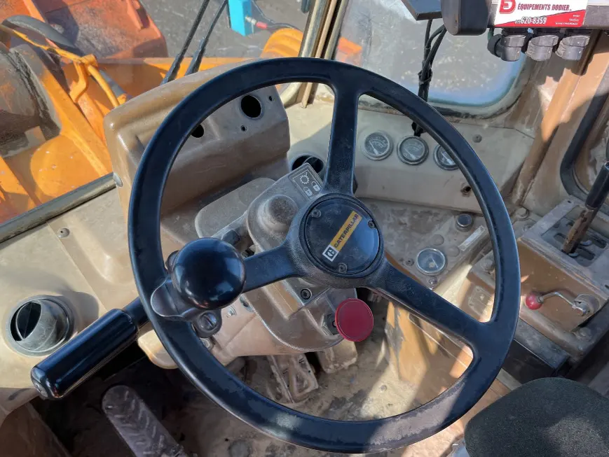 CaterPILLAR 966E Wheel Loader - 4