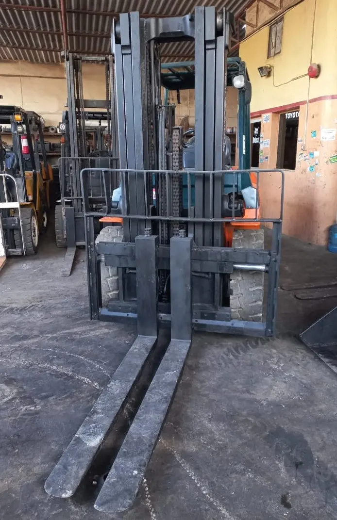 Forklift Toyota 2013 - 7