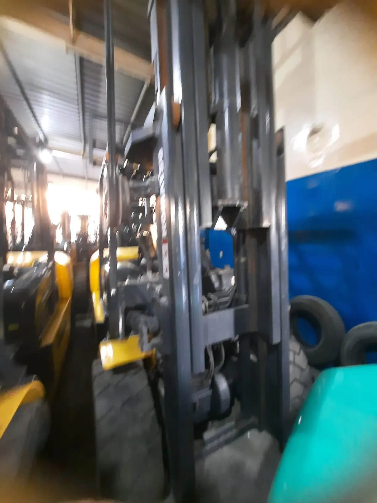 Komatsu Forklift 4.5 Ton Leo 2010