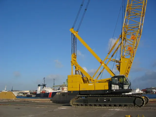 Kobelco CKE 2500-I (250 TON) CRAWLER CRANE RENTAL - 4