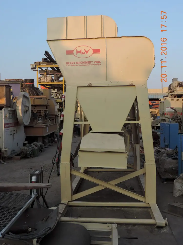 Aggregate feed hopper (benninghoven) - 3