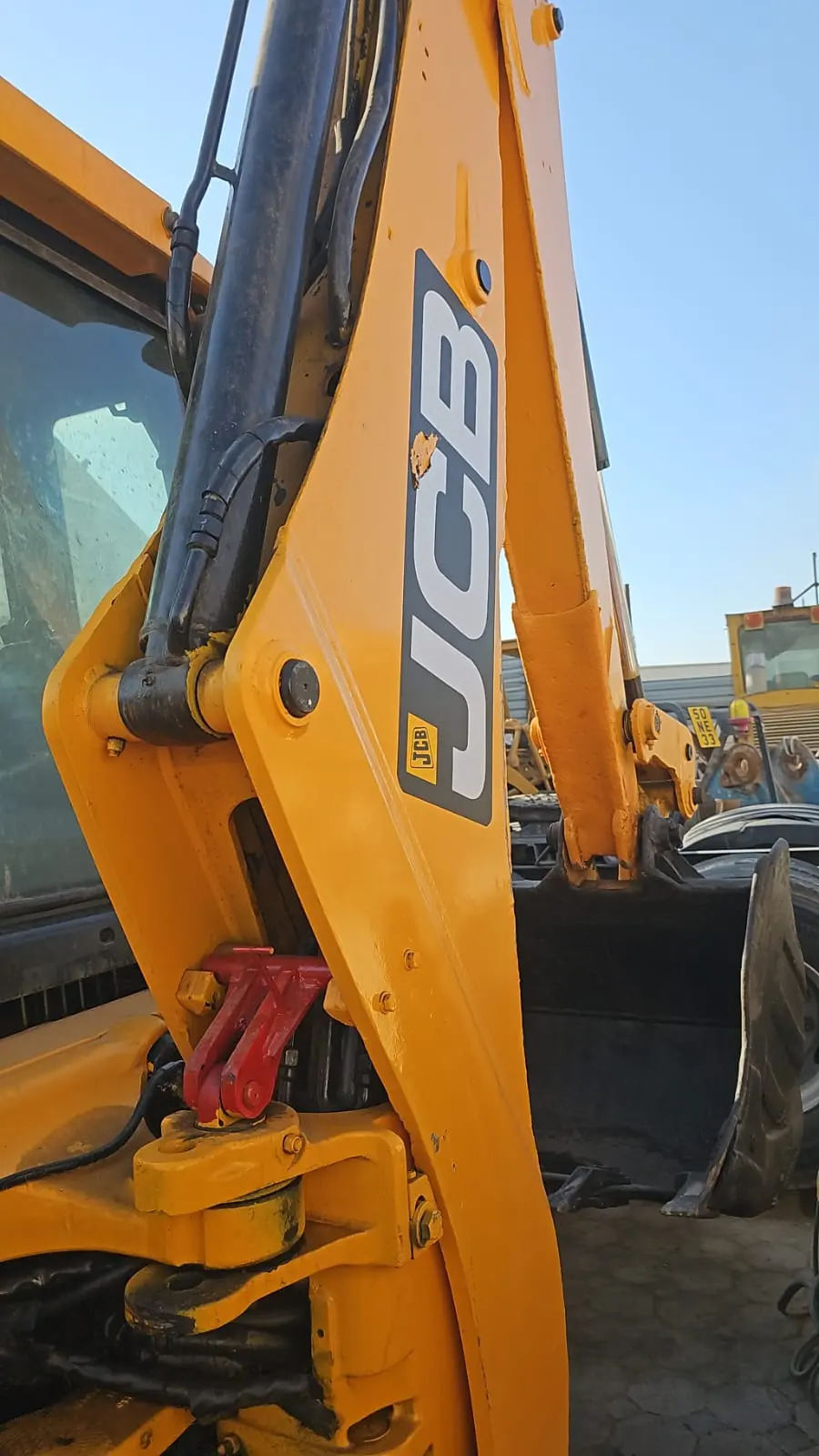 BACKHOE LOADER AVAILABLE FOR SALE - 4