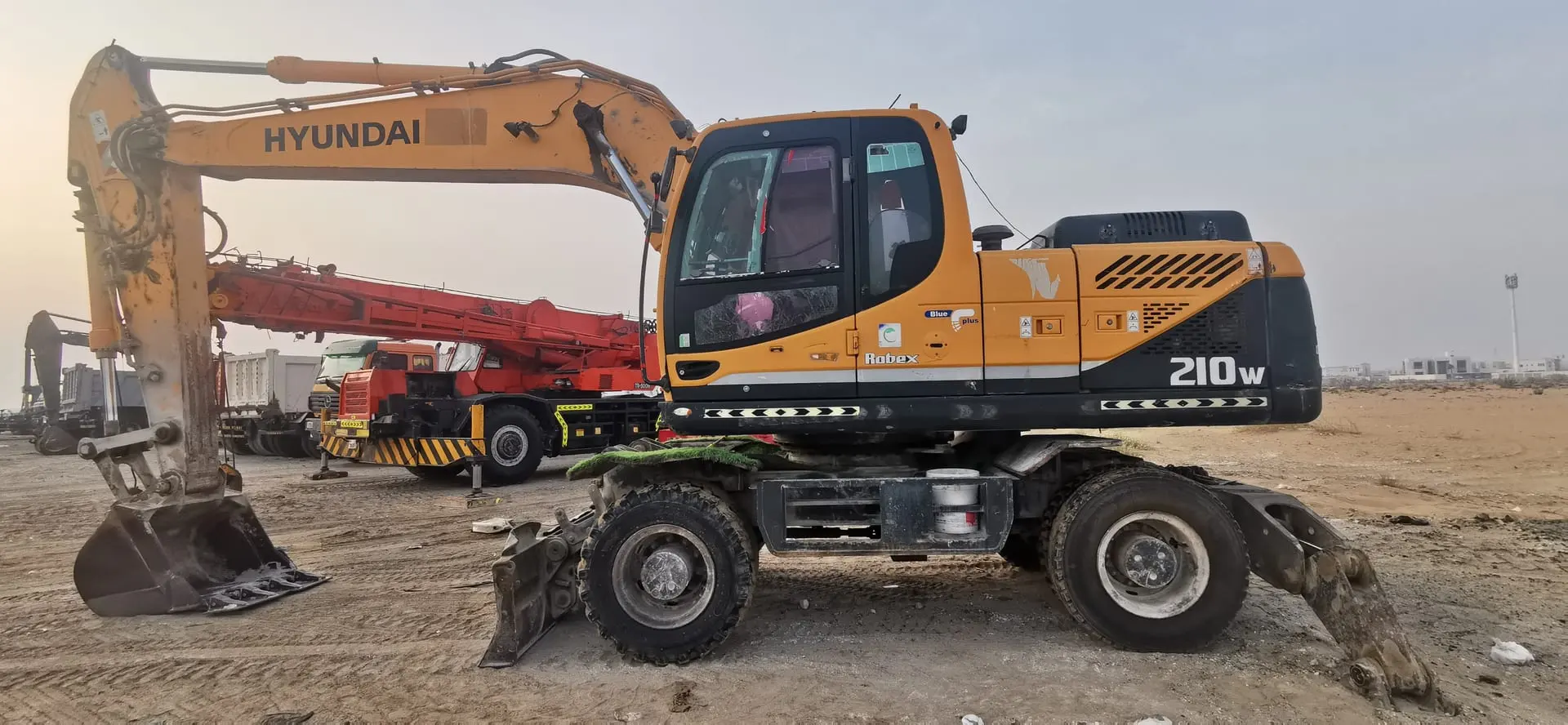 20 TON WHEEL EXCAVATOR