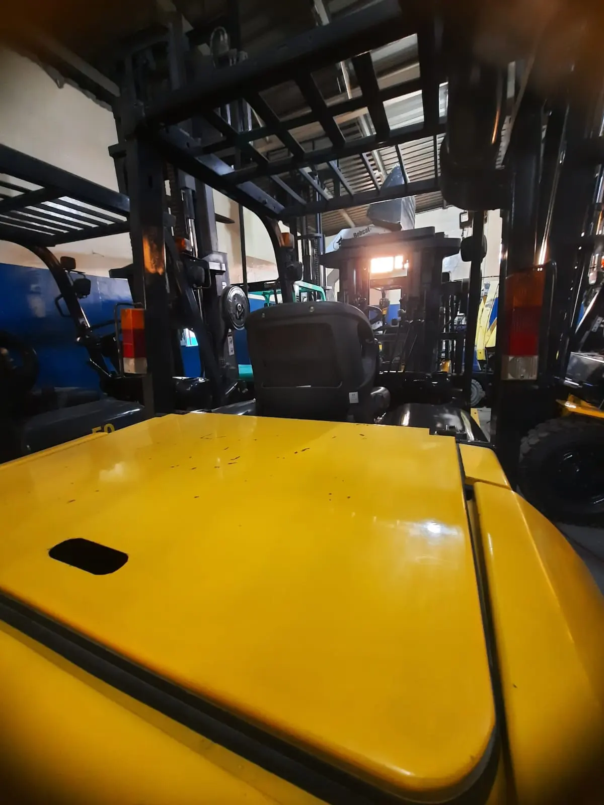 Komatsu Leo Forklift 5 Ton 2013