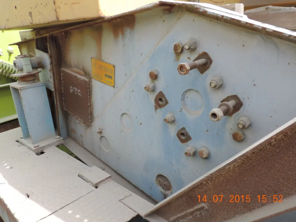 Vibrating pan feeder (loro parasini)