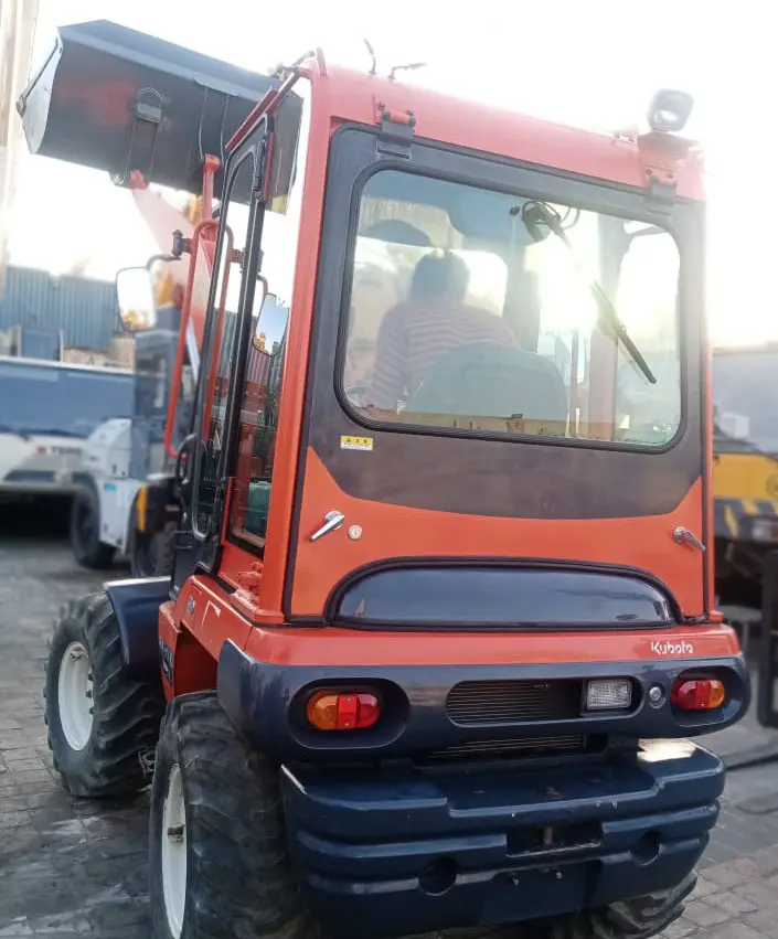 Kubota Mini Wheel Loader Model 2016 - 3