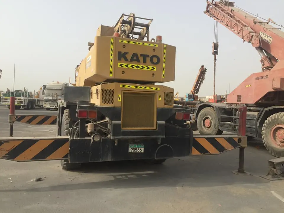 Crane 50 ton KATO - 2