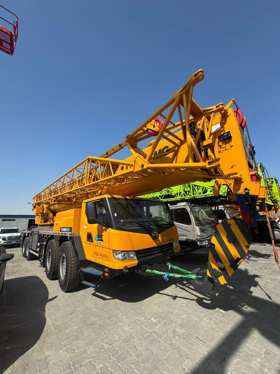 XCMG 100 TON MOBILE CRANE - 5