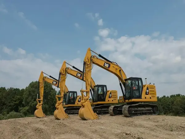 Chain Excavator CAT 320,330, PC400 etc