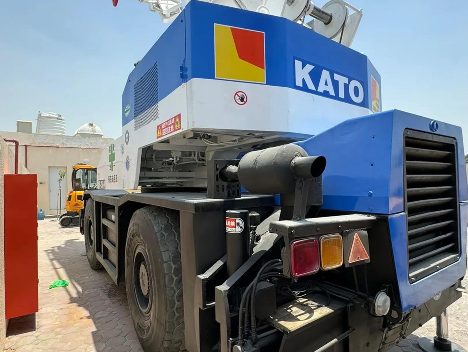 Kato 25 Ton 4*4 Crane - 2