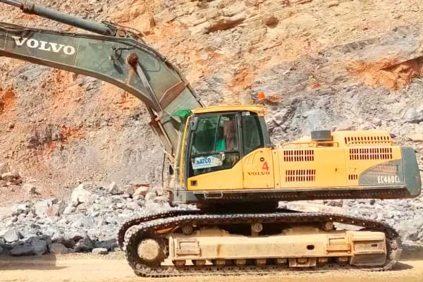 Chain Excavator Volvo Grab EC 460C