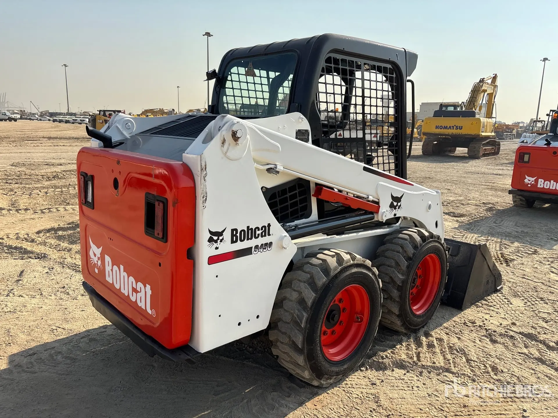 Skid Steers / Bobcat - 3