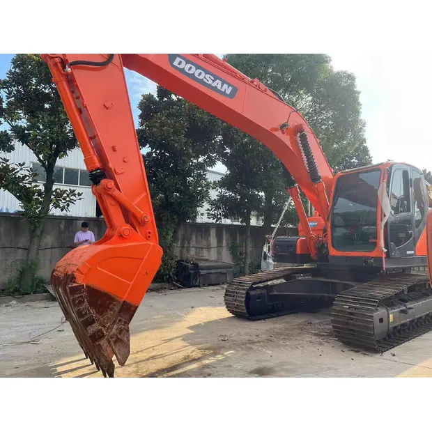 High Quality Used Doosan DX225 Hydraulic Crawler Excavator - 2