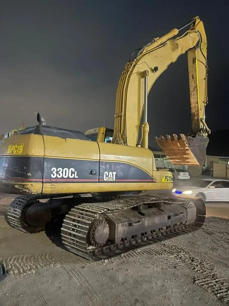 Excavator 330 CAT