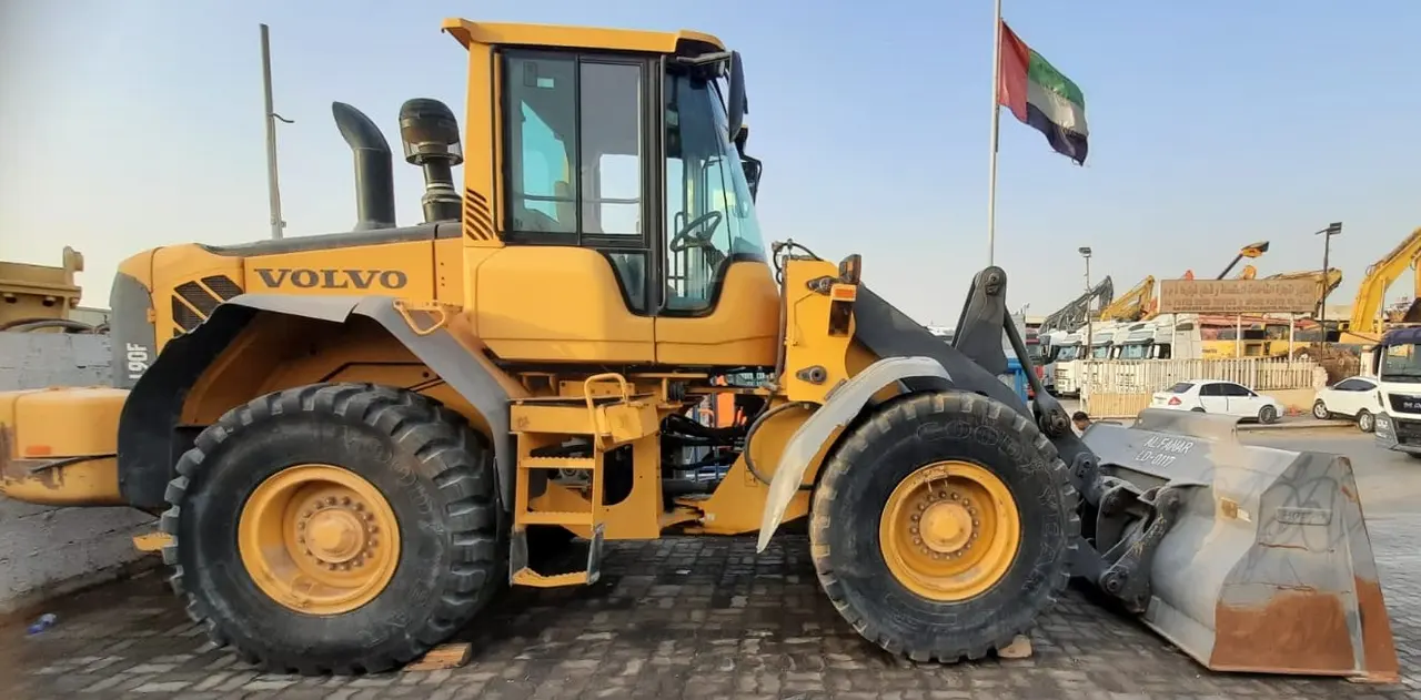Loader Volvo L90F