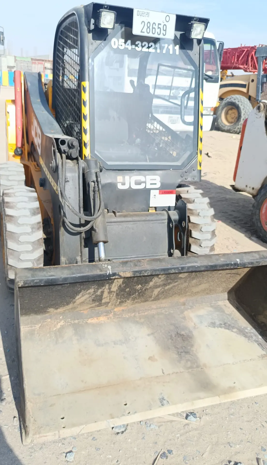 Skid steer bobcat - 3