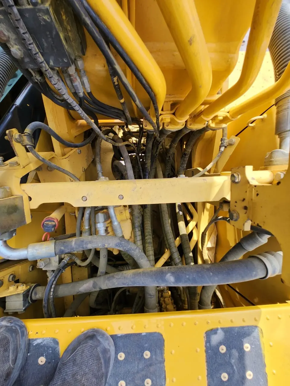 Komatsu PC 300-8 Chain Excavator 2018 for Sale - 7