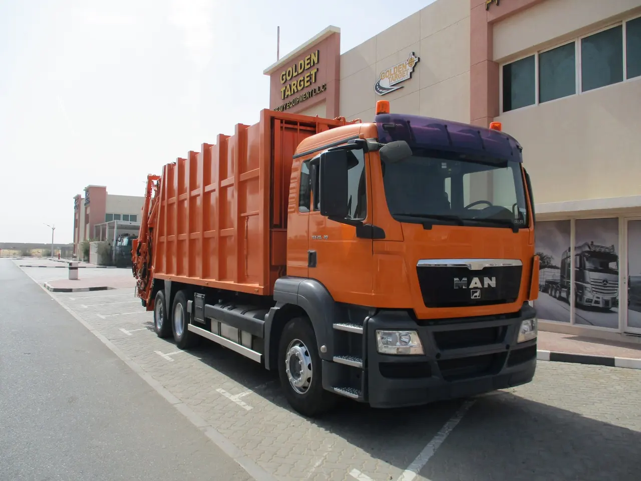 MAN TGS 28.320 6×2 COMPACTOR 2008
